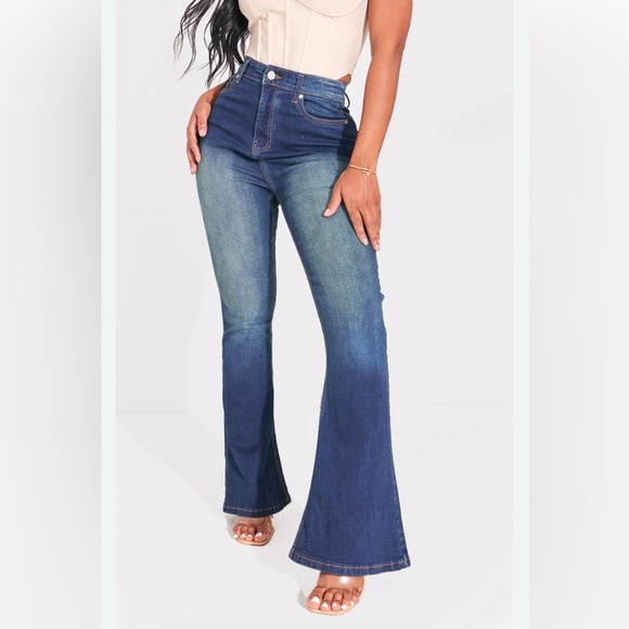 NWT Pretty Little Things Shape Vintage Skinny Flare Stretch jeans Size 8 Cotton - Picture 4 of 13